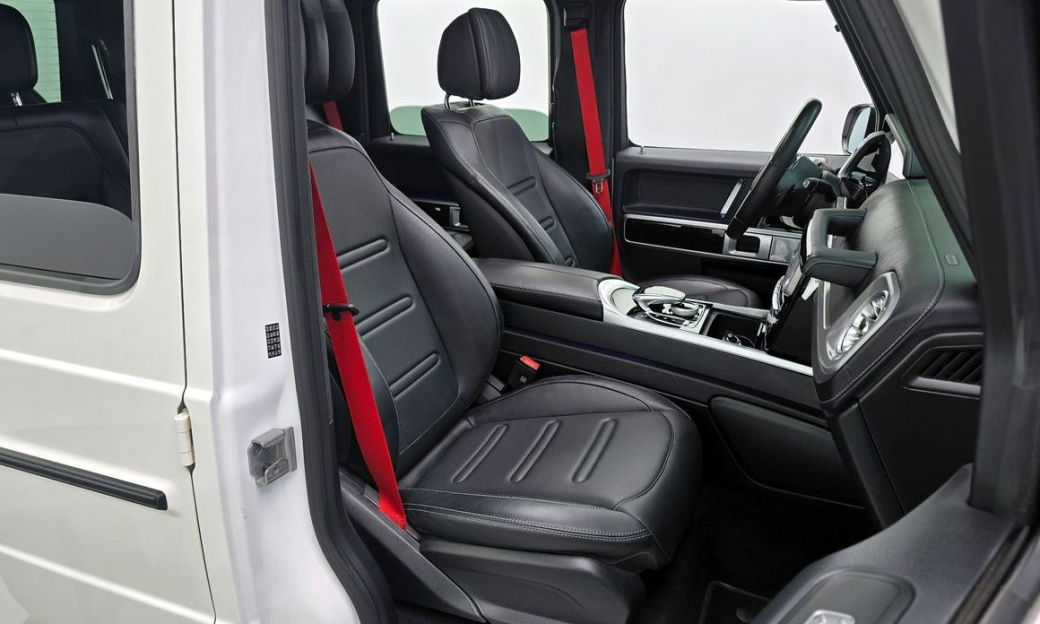 Mercedes-Benz G-Class G400d, 2023