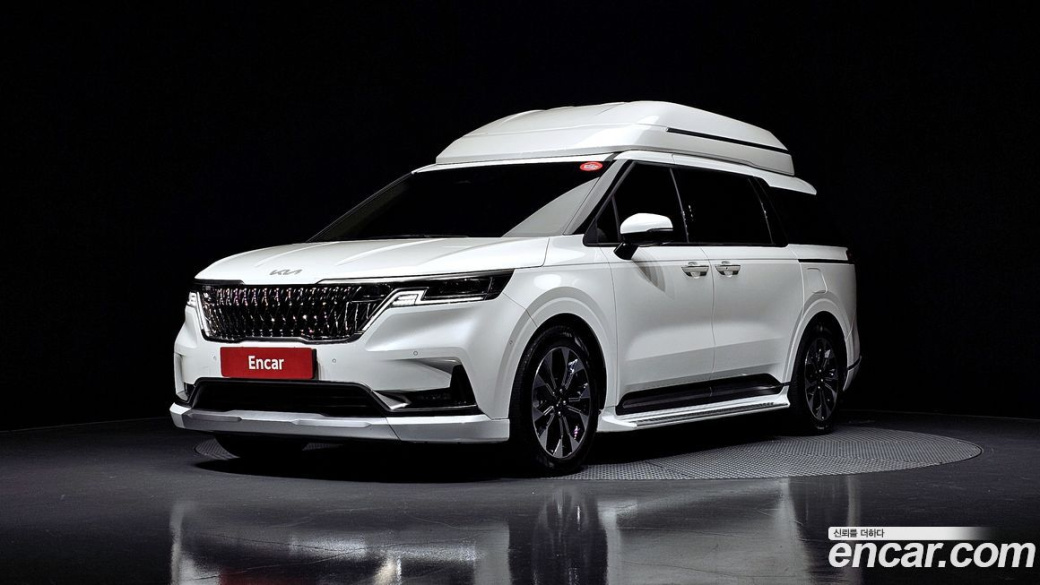 Kia Carnival 9-Seater Hi-Limousine, 2023