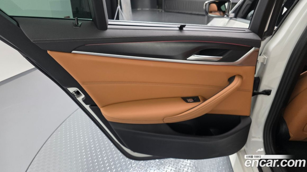 BMW 5-Series 520i M Sport, 2023