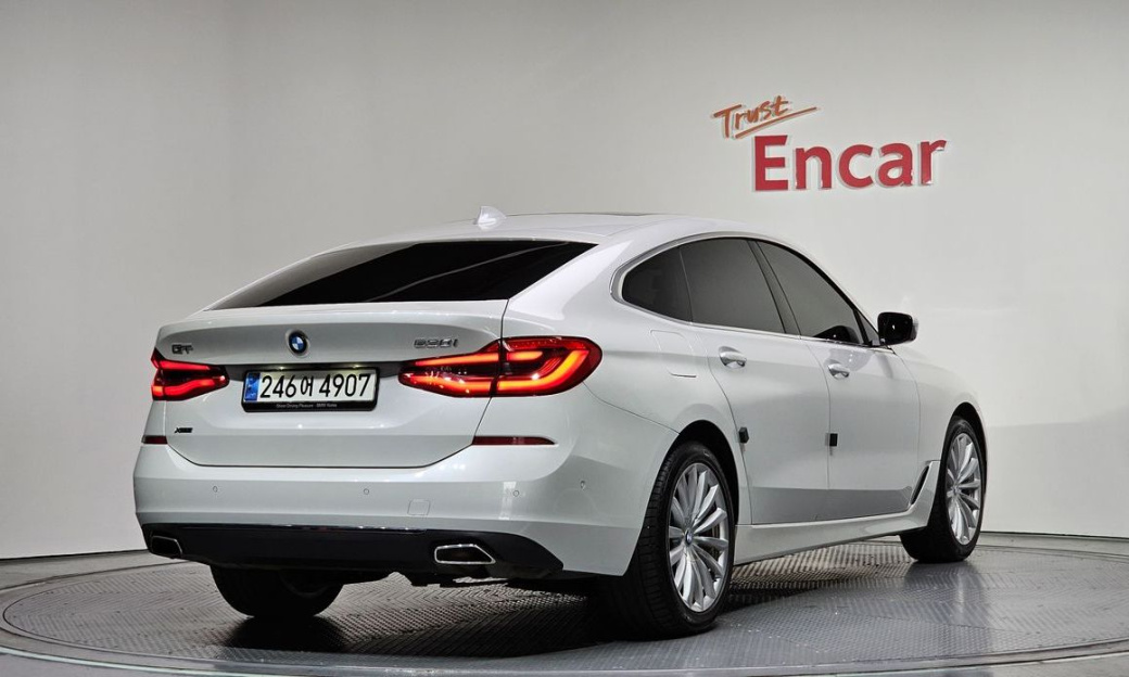 BMW Gran Turismo 630i xDrive Luxury, 2023