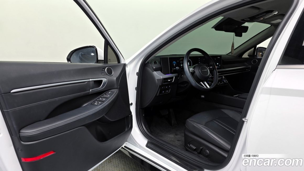 Hyundai Sonata 2.0, 2024