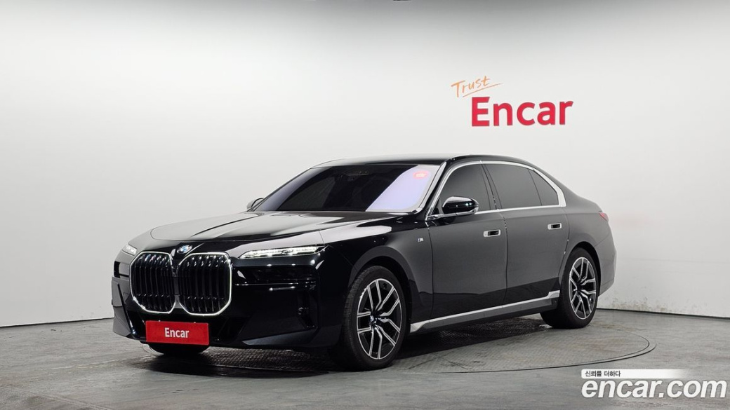 BMW 7-Series 740d xDrive M Sport, 2025