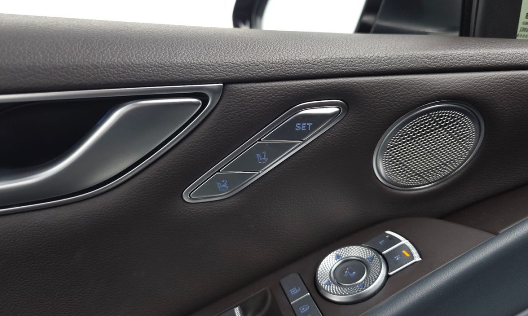 Genesis G80 Gasoline 2.5 Turbo AWD, 2023