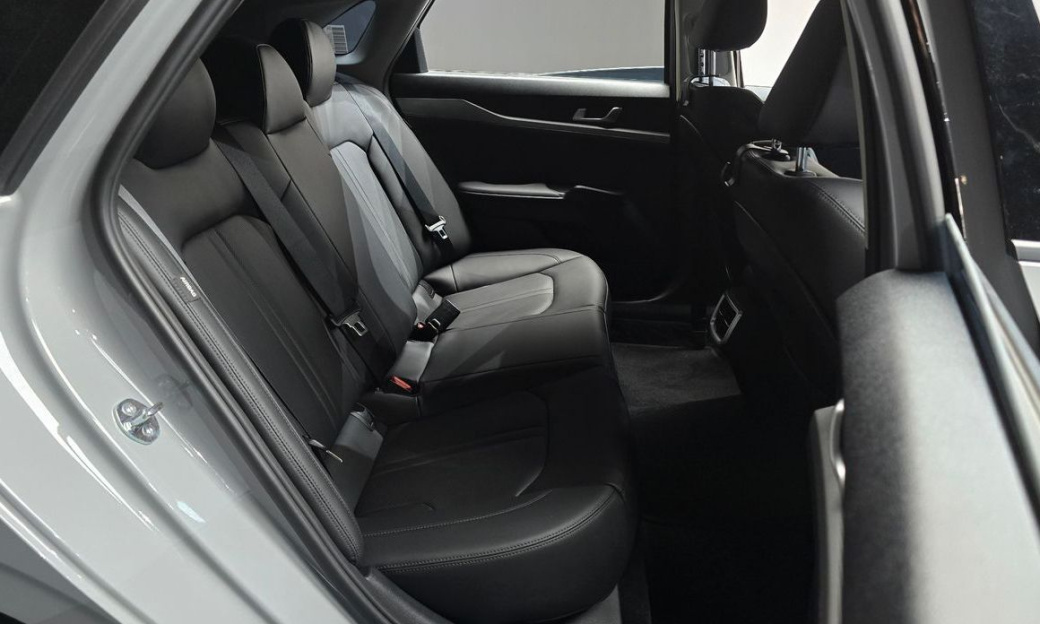Kia K5 2.0, 2024