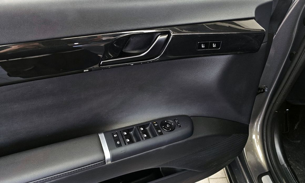 Hyundai Grandeur 2,5 Gasoline 2WD, 2023