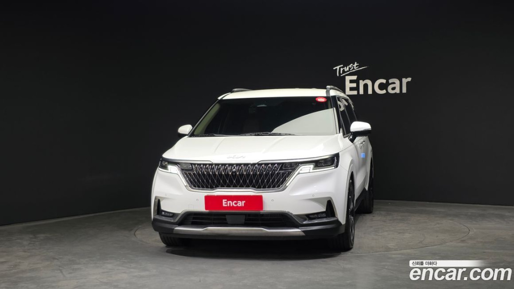 Kia Carnival 9-Seater Signature, 2023
