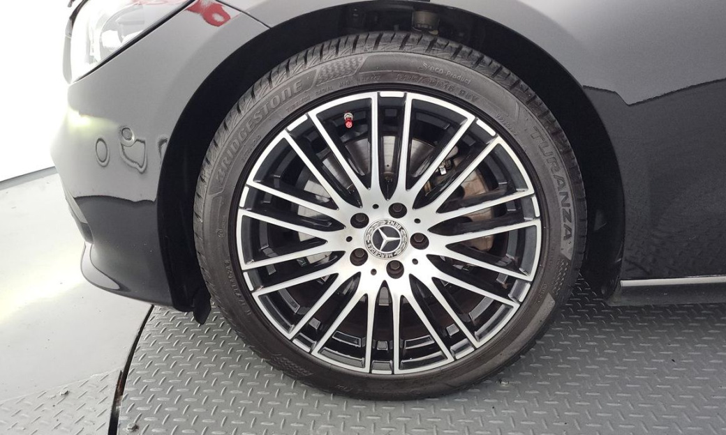 Mercedes-Benz C-Class C300 4MATIC Avantgarde, 2024