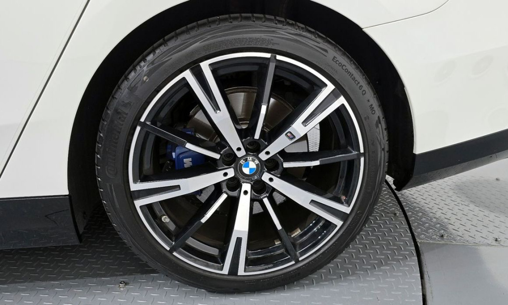 BMW 5-Series 530i xDrive M Sport, 2024