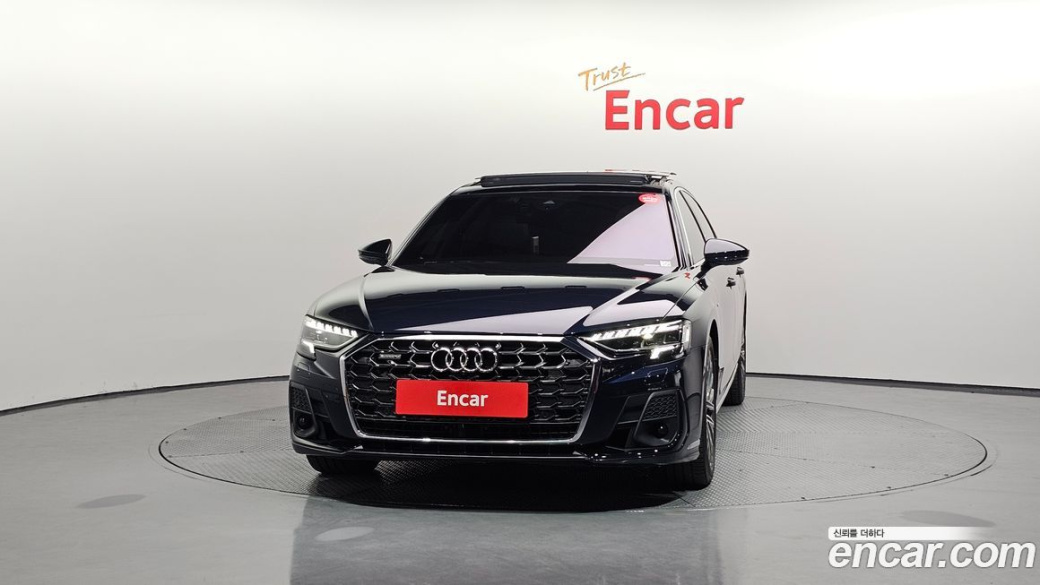 Audi A8 55 TFSI Quattro Premium LWB, 2022