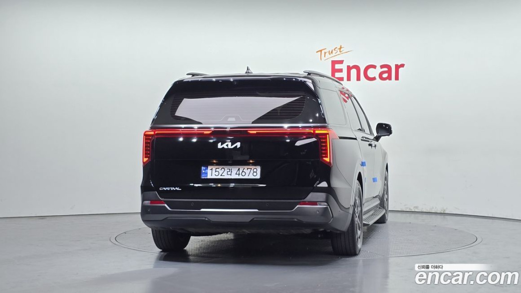 Kia Carnival 9-Seater Gravity, 2024