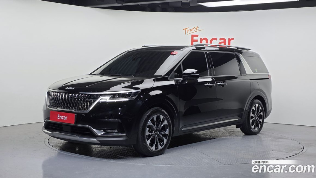 Kia Carnival 9-Seater Noblesse, 2023