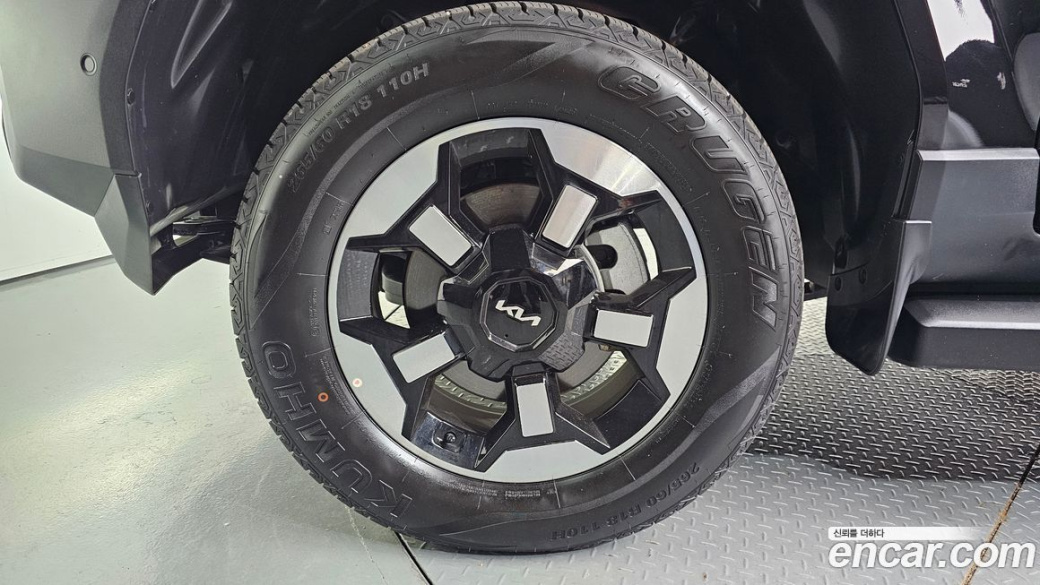 Kia Tasman 2.5T Gasoline 4WD, 2026