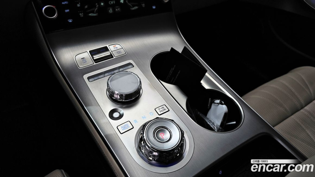 Genesis GV70 2.5T Gasoline 2WD, 2026