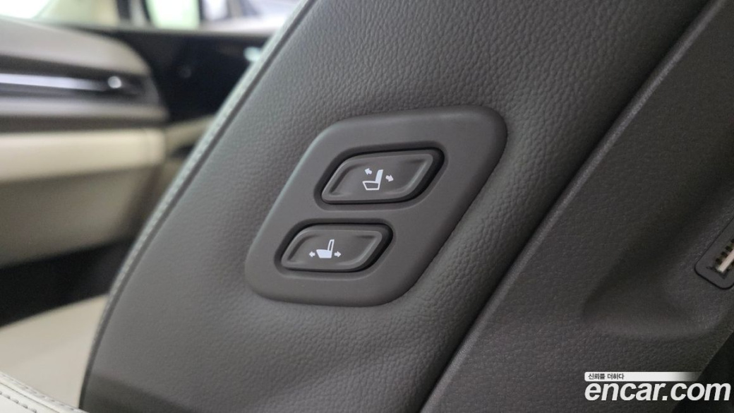 Kia Carnival 9-Seater Noblesse, 2023