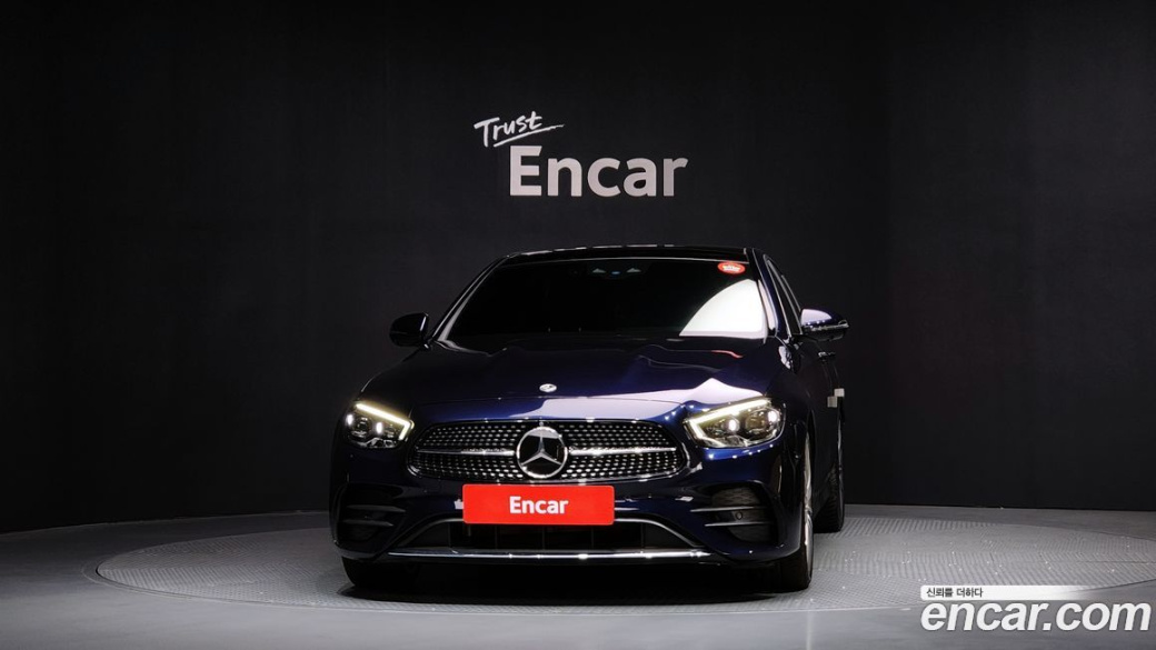 Mercedes-Benz E-Class E350 4MATIC AMG Line, 2022