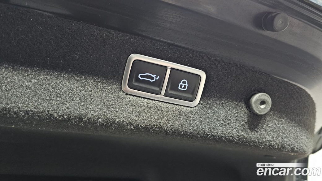 Genesis G70 Gasoline 2.0T 4WD, 2022