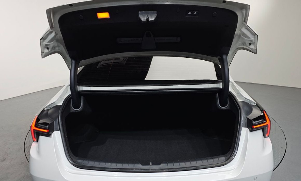 Kia K8 2.5 Gasoline 2WD, 2025