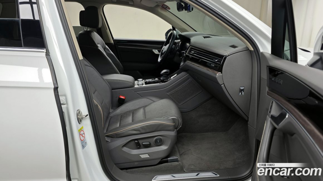 Volkswagen Touareg 3.0 TDI Prestige, 2022