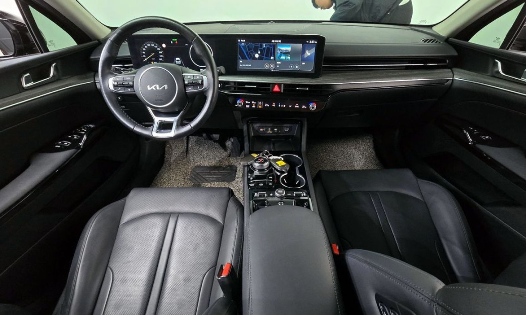 Kia K5 2.0, 2024