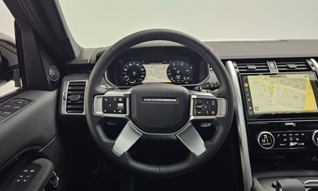 Land Rover Discovery D250 S, 2025