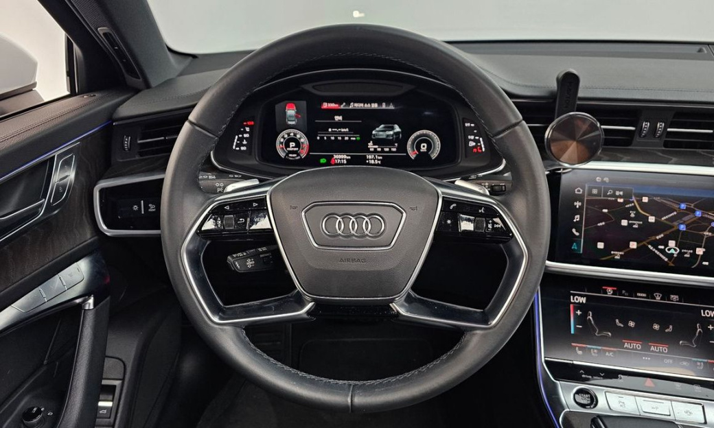 Audi A6 45 TFSI Quattro Premium, 2022