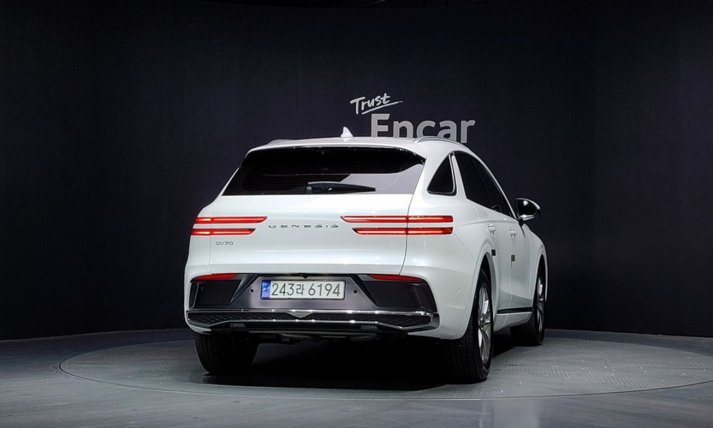 Genesis GV70 2.5T Gasoline 2WD, 2025