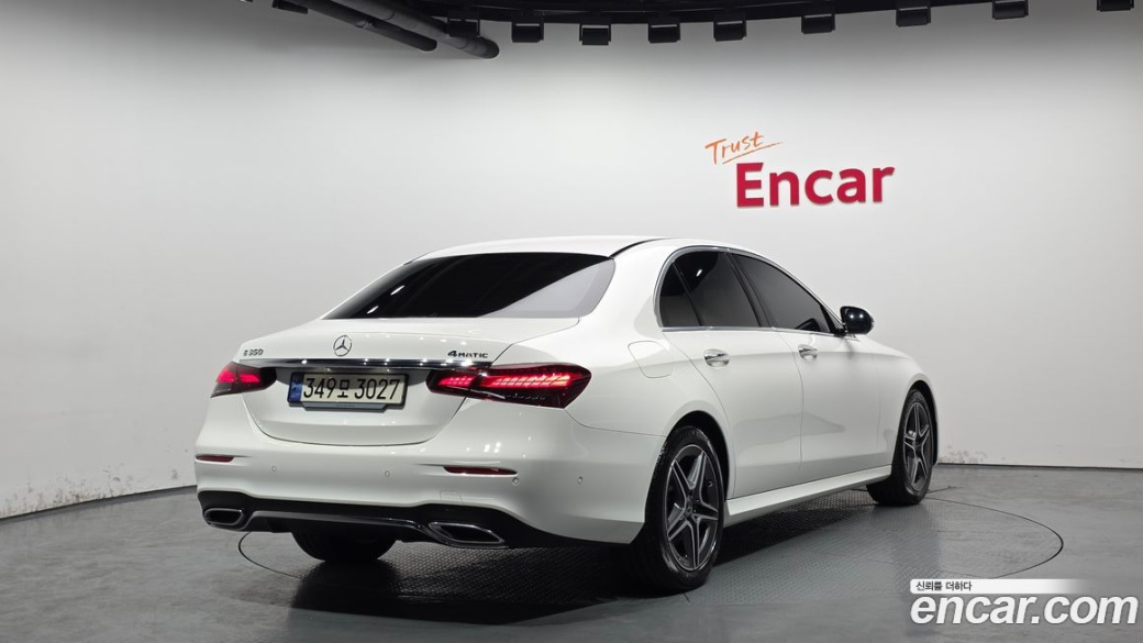 Mercedes-Benz E-Class E250 AMG Line, 2023