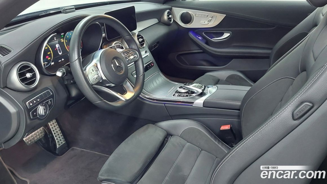 Mercedes-Benz C-Class C200 Cabriolet, 2022