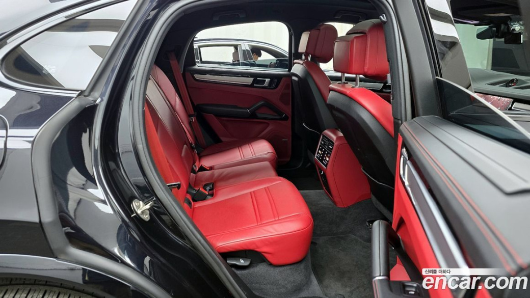 Porsche Cayenne 3.0 COUPE PLATINUM EDITION, 2022