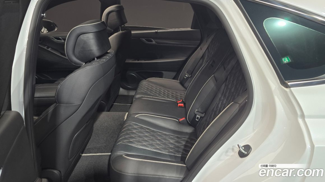 Genesis G80 Gasoline 2.5 Turbo AWD, 2024