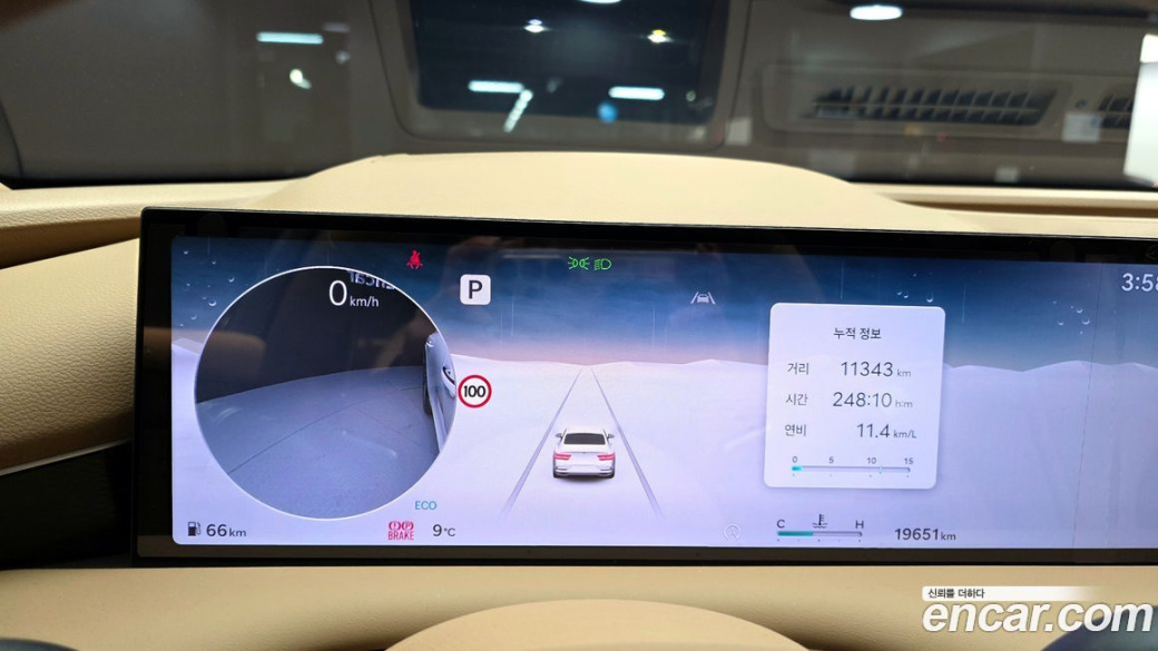 Genesis G80 Gasoline 2.5 Turbo AWD, 2025