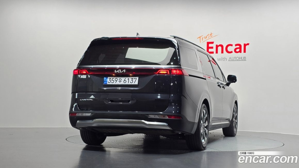 Kia Carnival 7-Seater Signature, 2022