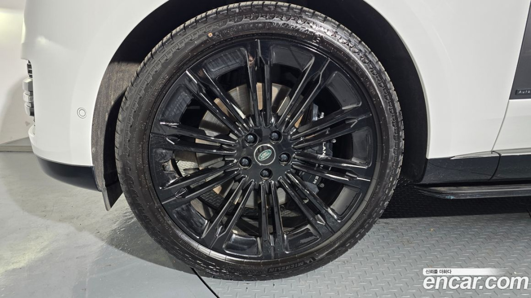 Land Rover Range Rover P530 Autobiography Long Wheel Base, 2025