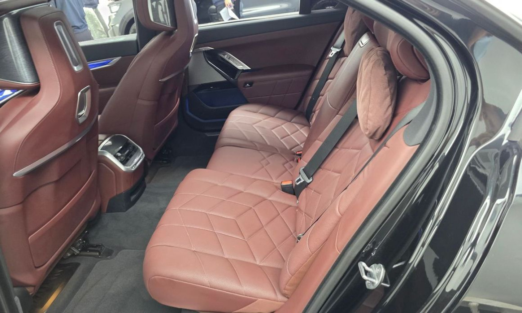 BMW 7-Series 740d xDrive M Sport, 2024