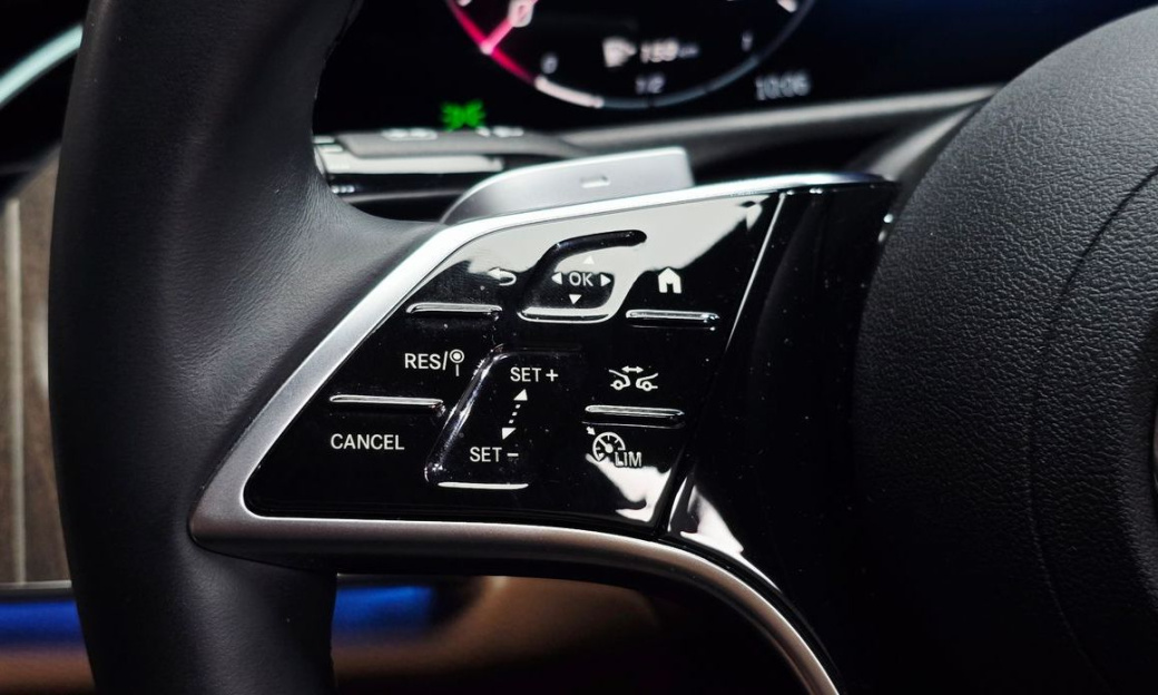 Mercedes-Benz E-Class E450 4MATIC Exclusive, 2024