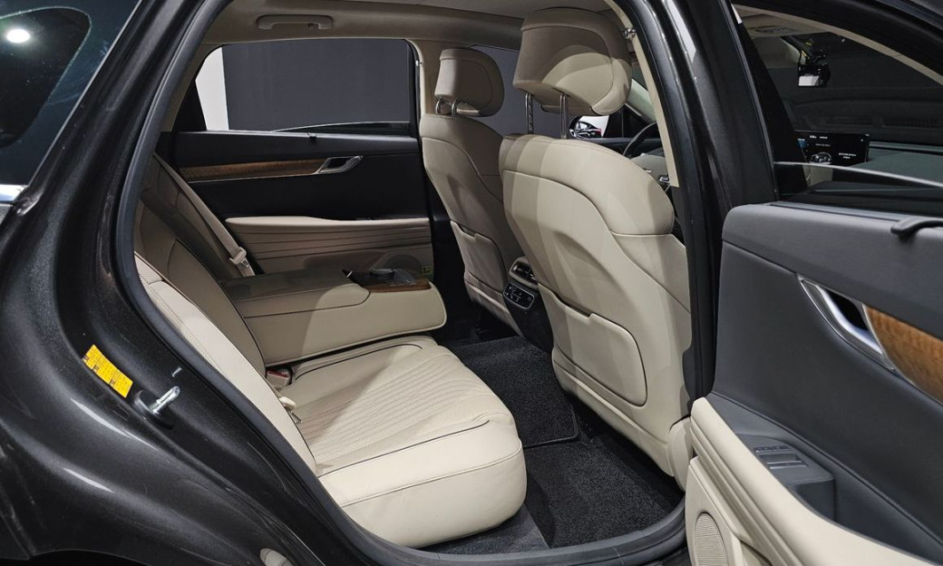 Genesis G80 Gasoline 2.5 Turbo AWD, 2024