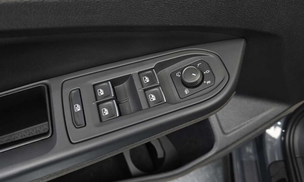Volkswagen Golf 2.0 GTI, 2024