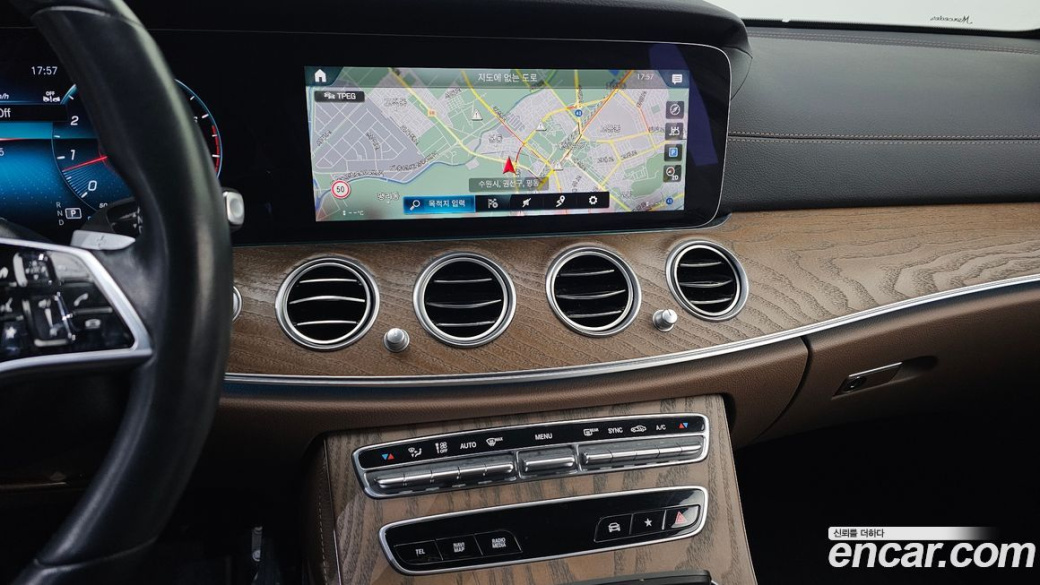 Mercedes-Benz E-Class E250 Avantgarde, 2022