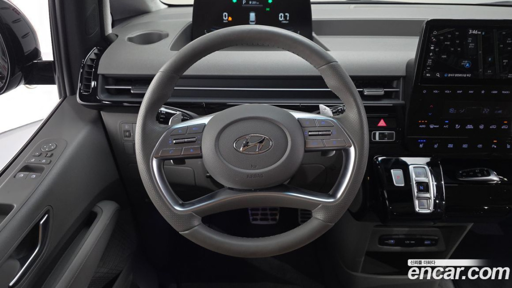 Hyundai Staria 2WD Camping Car, 2023