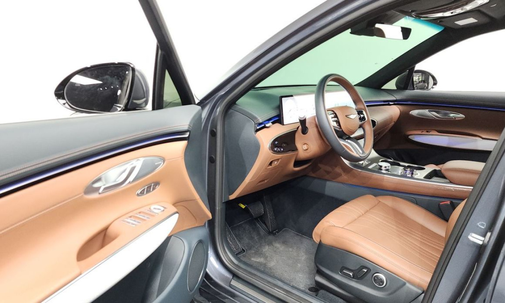 Genesis GV70 2.5T Gasoline AWD, 2025