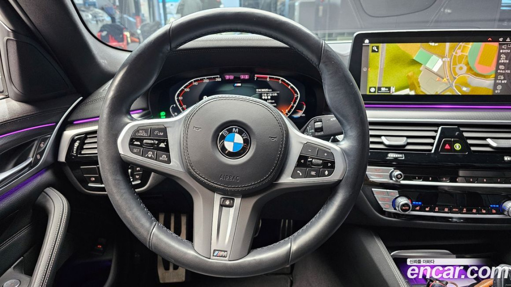 BMW 5-Series 520i M Sport, 2023