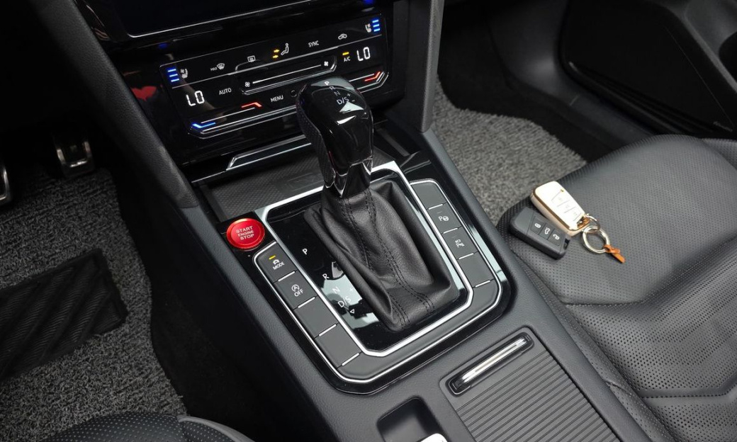 Volkswagen Arteon 2.0 TDI Prestige, 2023