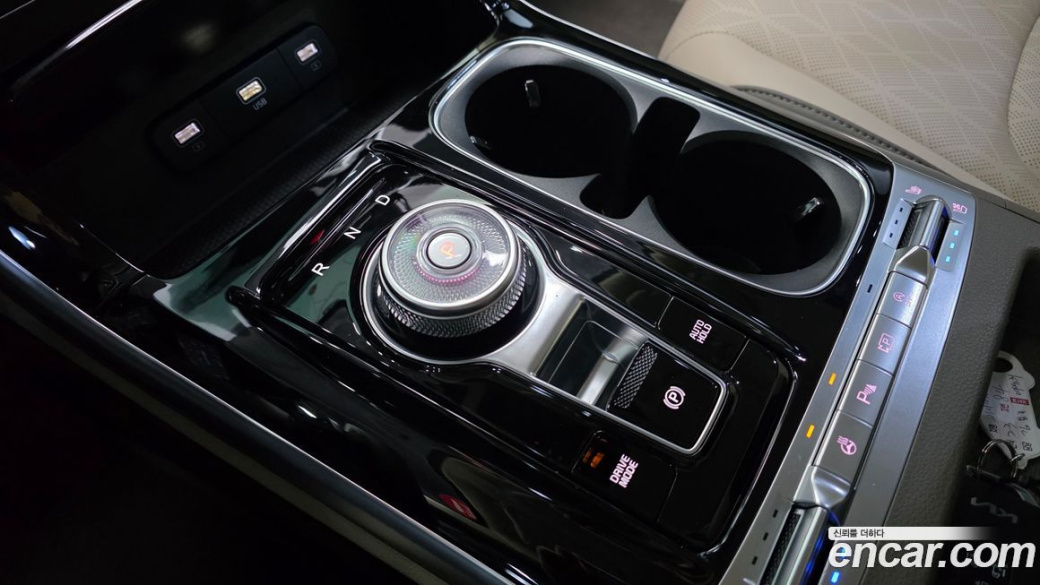 Kia Carnival 9-Seater Noblesse, 2023