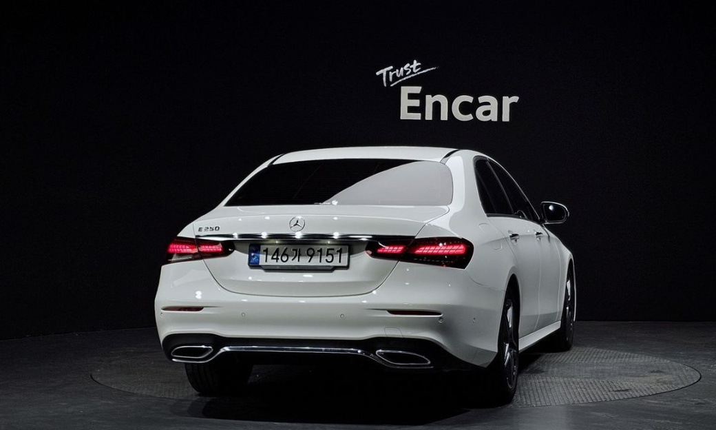 Mercedes-Benz E-Class E250 AMG Line, 2023