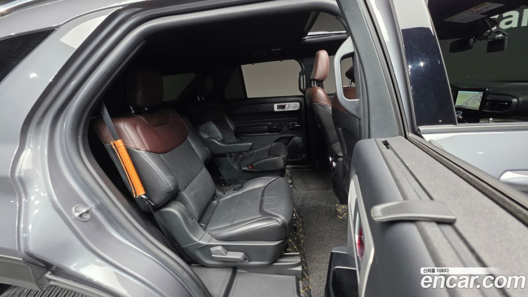 Ford Explorer 3.0 Platinum 4WD, 2021