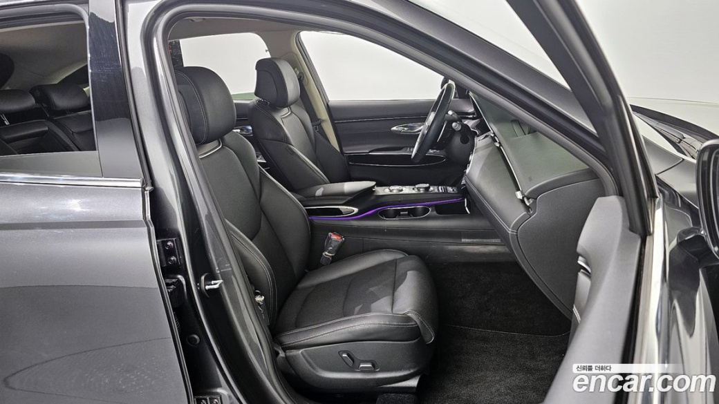 Genesis GV70 2.5T Gasoline 2WD, 2023