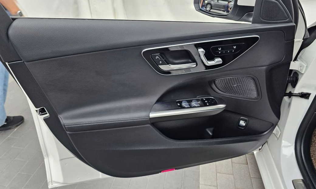 Mercedes-Benz C-Class C200 Avantgarde, 2024