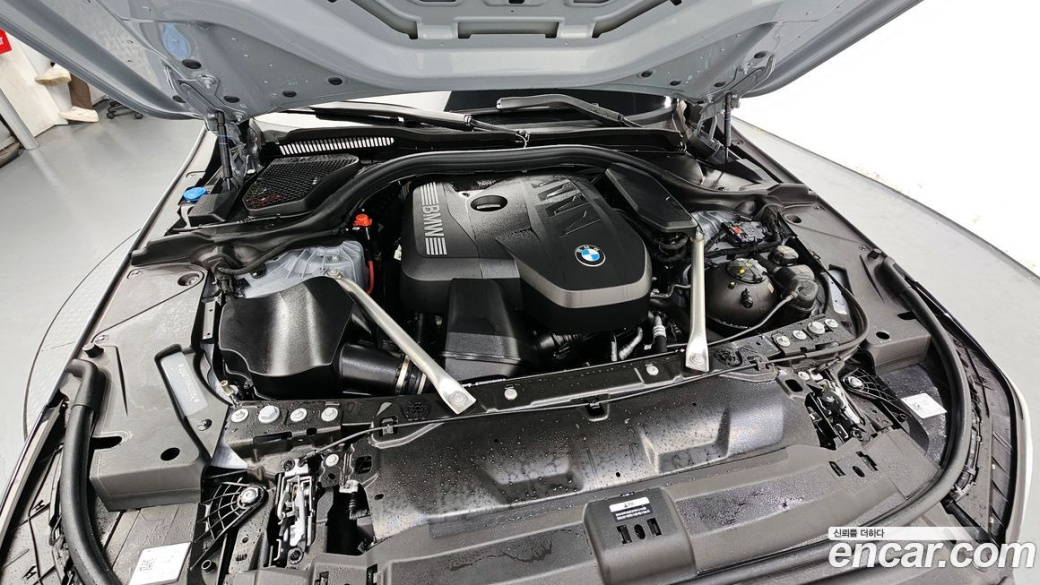 BMW 5-Series 520i M Sport, 2024
