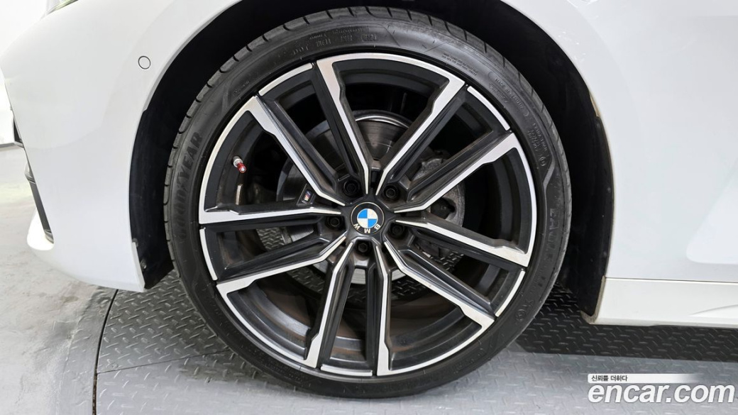 BMW 4-Series 420i M Sport Convertible, 2024