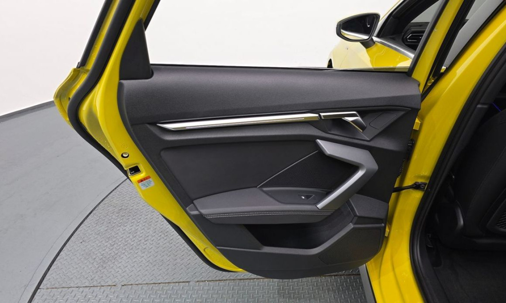 Audi A3 40 TFSI Premium, 2025